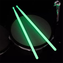 Last inn bildet i Galleri-visningsprogrammet, 1 Pair 5A Luminous Drum Stick Nylon Fluorescent Drumsticks Glow in The Dark Bright Light Musical Instruments
