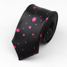 Last inn bildet i Galleri-visningsprogrammet, Classic Fashion Men&#39;s Skinny Tie Colorful Musical Notes Printed Piano Guitar Polyester 5cm Width Necktie Party Gift Accessory
