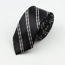 Last inn bildet i Galleri-visningsprogrammet, Classic Fashion Men&#39;s Skinny Tie Colorful Musical Notes Printed Piano Guitar Polyester 5cm Width Necktie Party Gift Accessory
